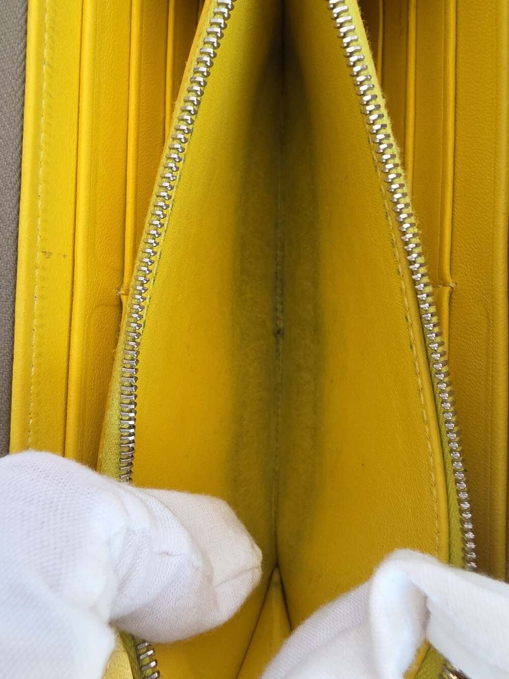 Céline Large Zip Around Multifunction Wallet in Grained Calfskin Taupe and Yello - Picture 4 of 16